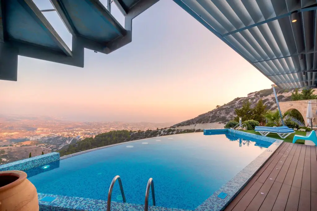 Villas with private pools in Skopelos Villas with private pools in Skopelos