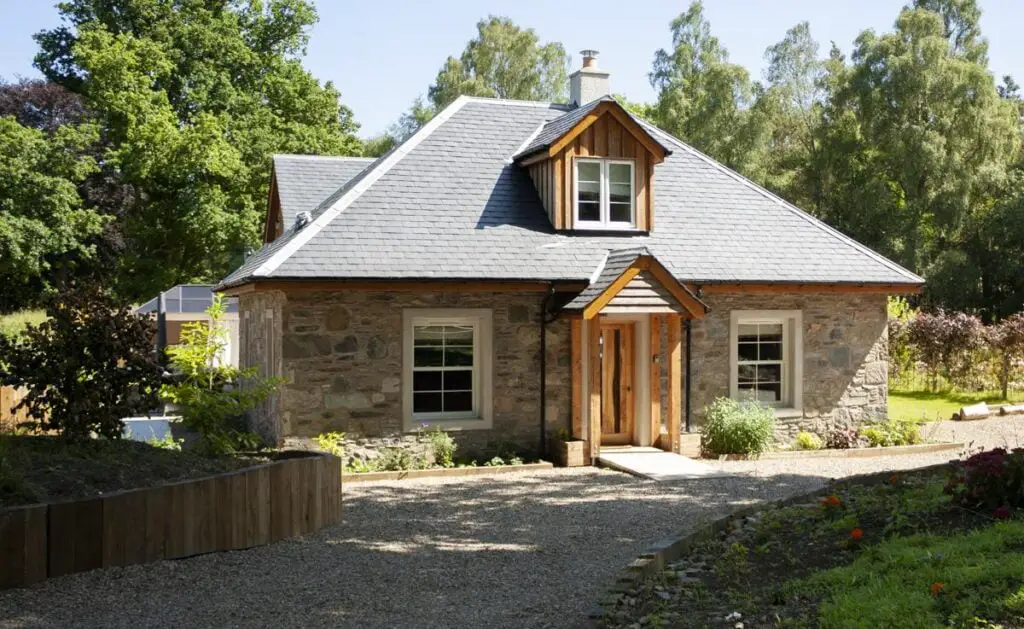 oak cottage in perthshire