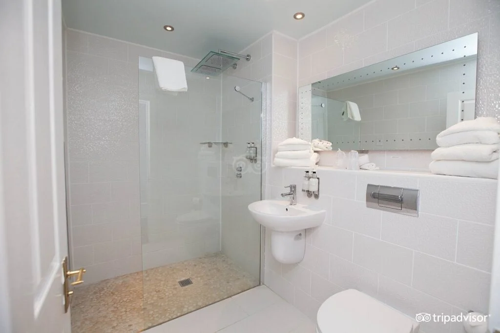 bathrooms argyll hotel