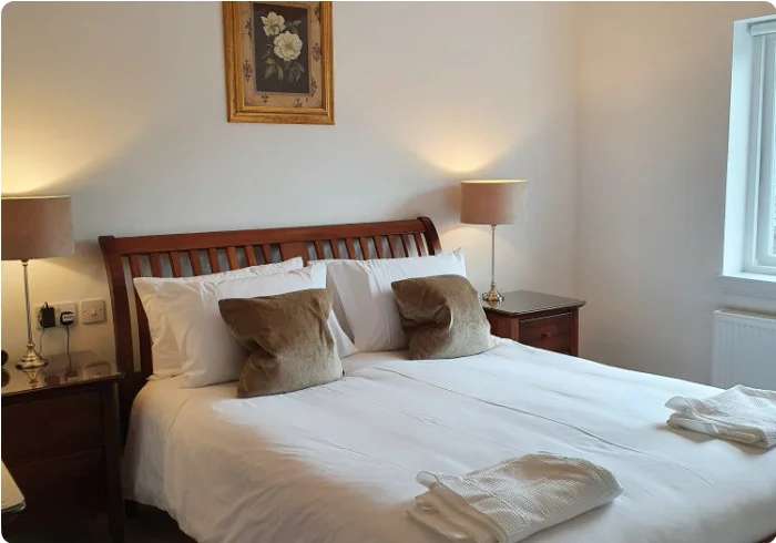 classic king room hotel ardeonaig classic king room hotel ardeonaig