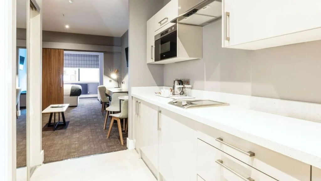 hotel with kitchen aberdeen